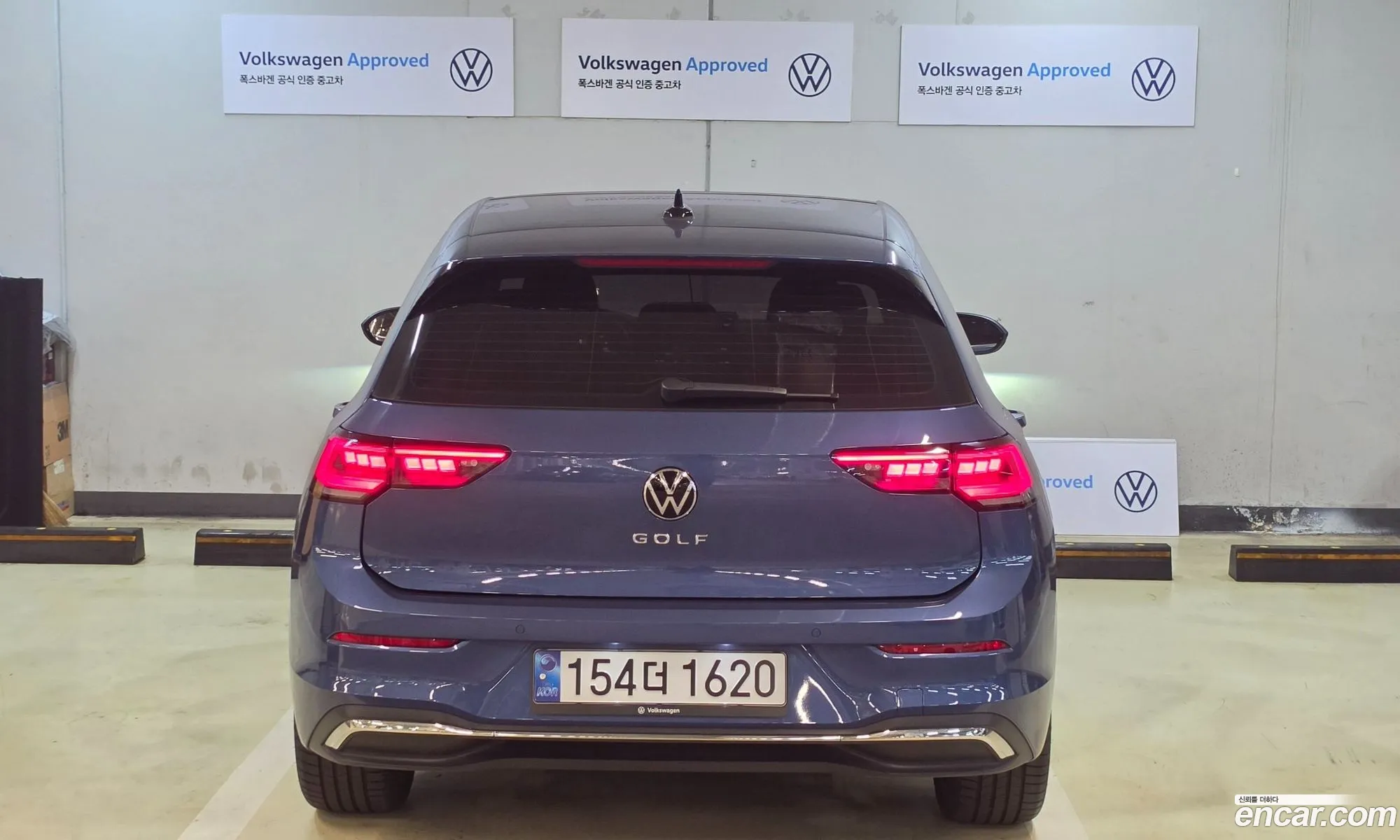 Volkswagen Golf 8th Gen 2025 — 7