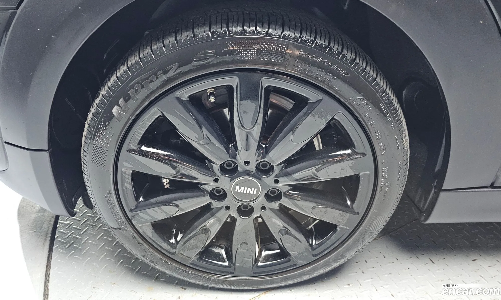 Mini Cooper S 2018 WMWXU3105K2D47110 — 8