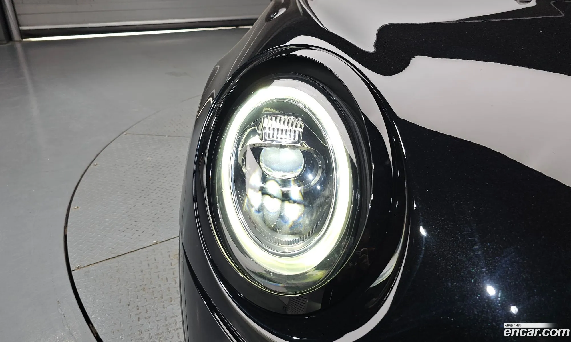 Mini Cooper S 2018 WMWXU3105K2D47110 — 17