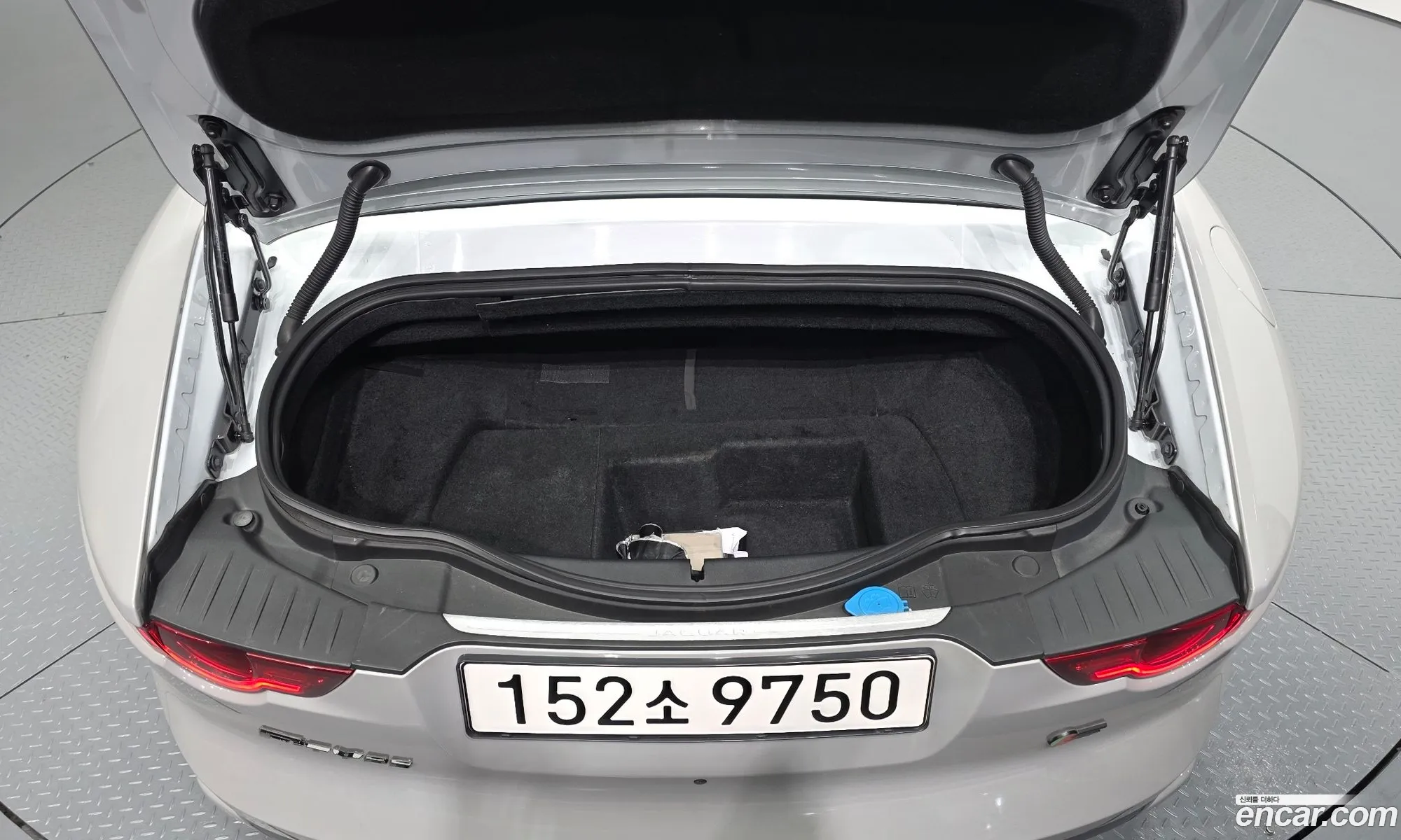 Jaguar F-Type 2015 SAJAA65U7G8K28512 — 6