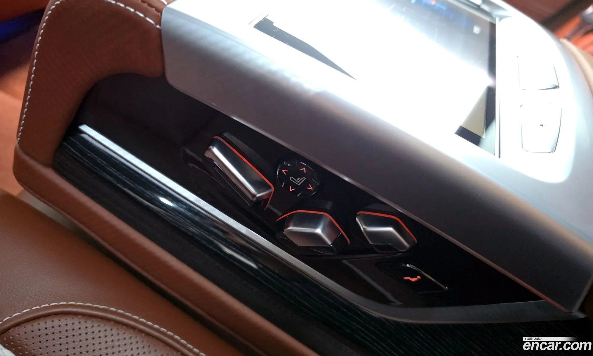 BMW 7 Series 2018 WBA7H6103JG987742 — 34