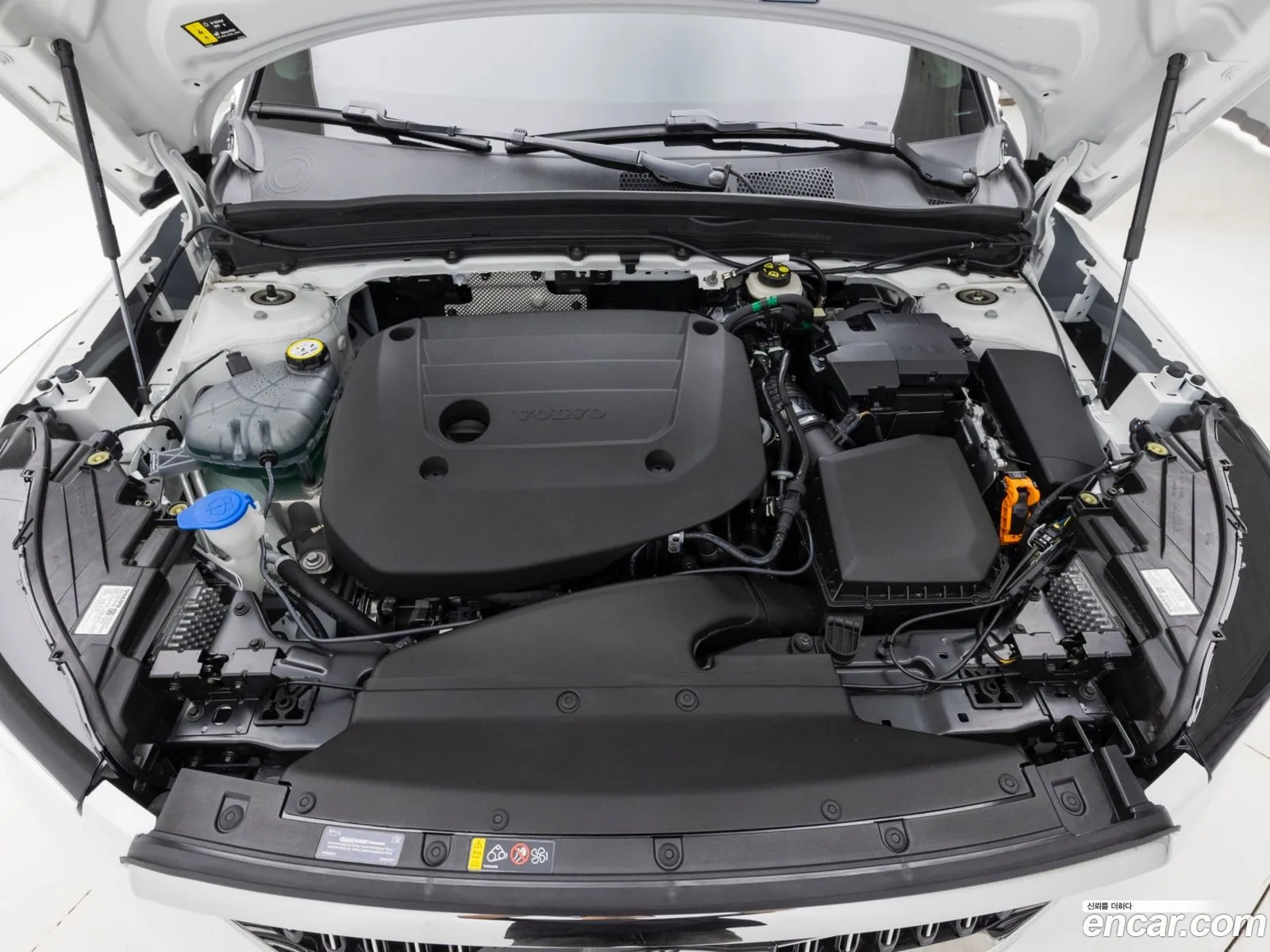 Volvo XC40 2025 — 7
