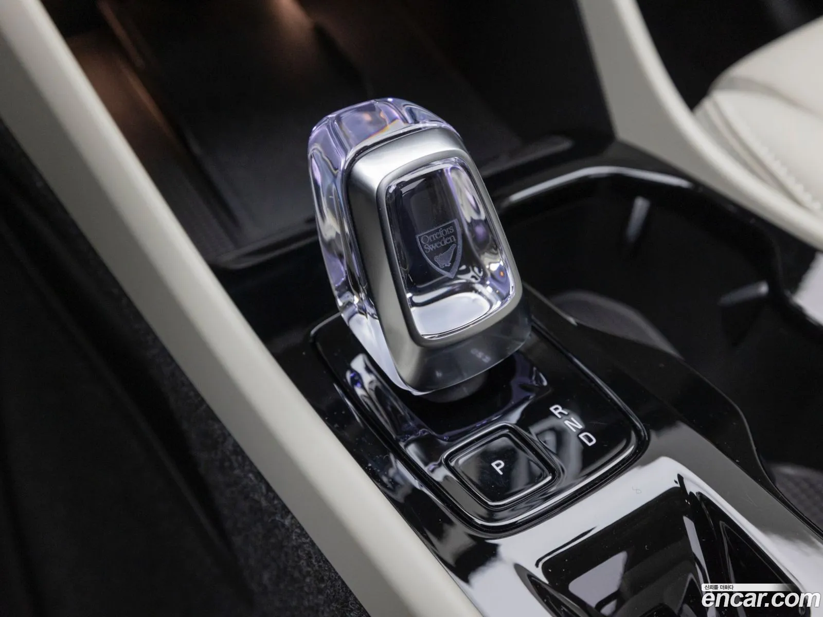 Volvo XC40 2025 — 12