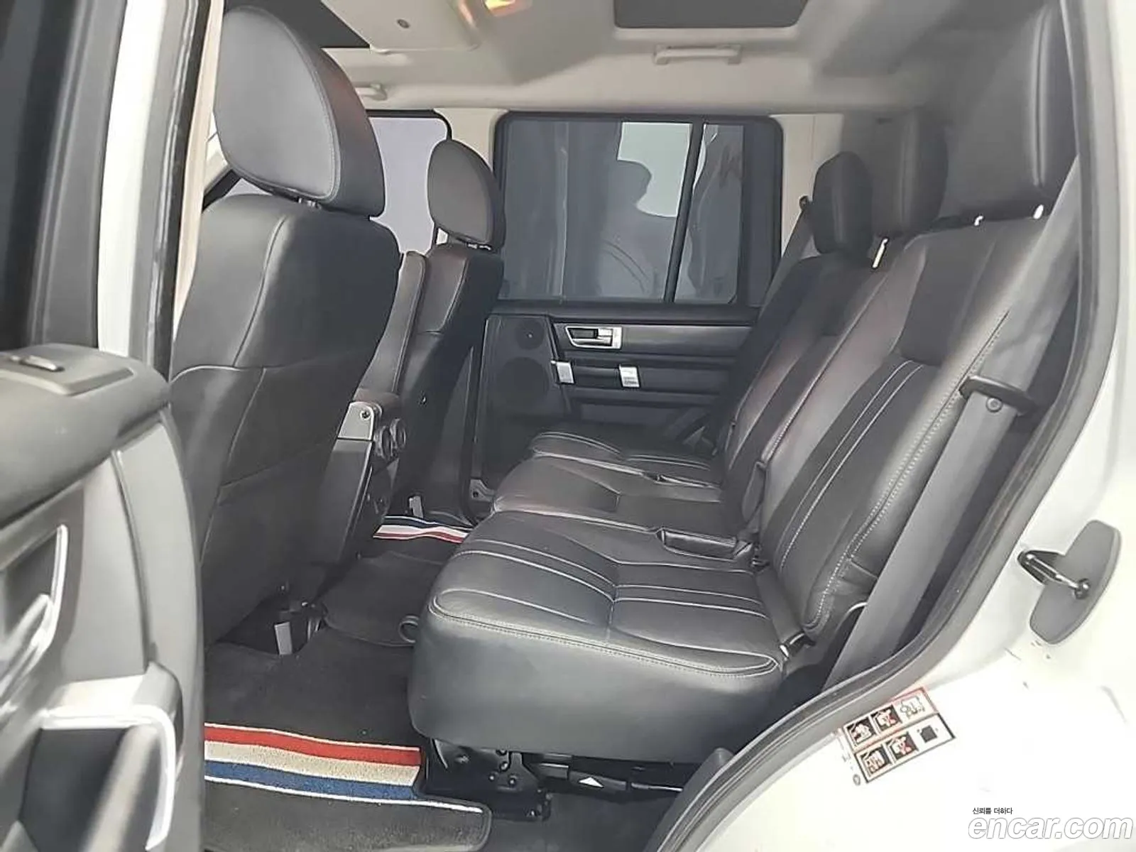 Land Rover Discovery 4 2015 — 2