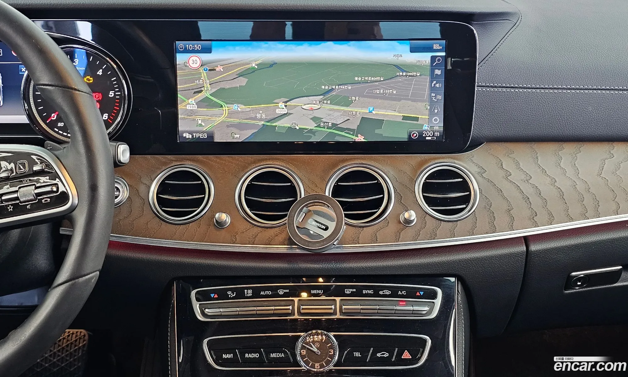 Mercedes-Benz E-Class W213 2019 WDDZF0FB0KA617299 — 20