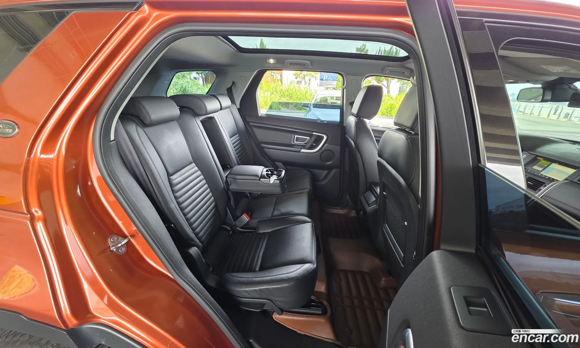 Land Rover Discovery Sport 2018 — 8