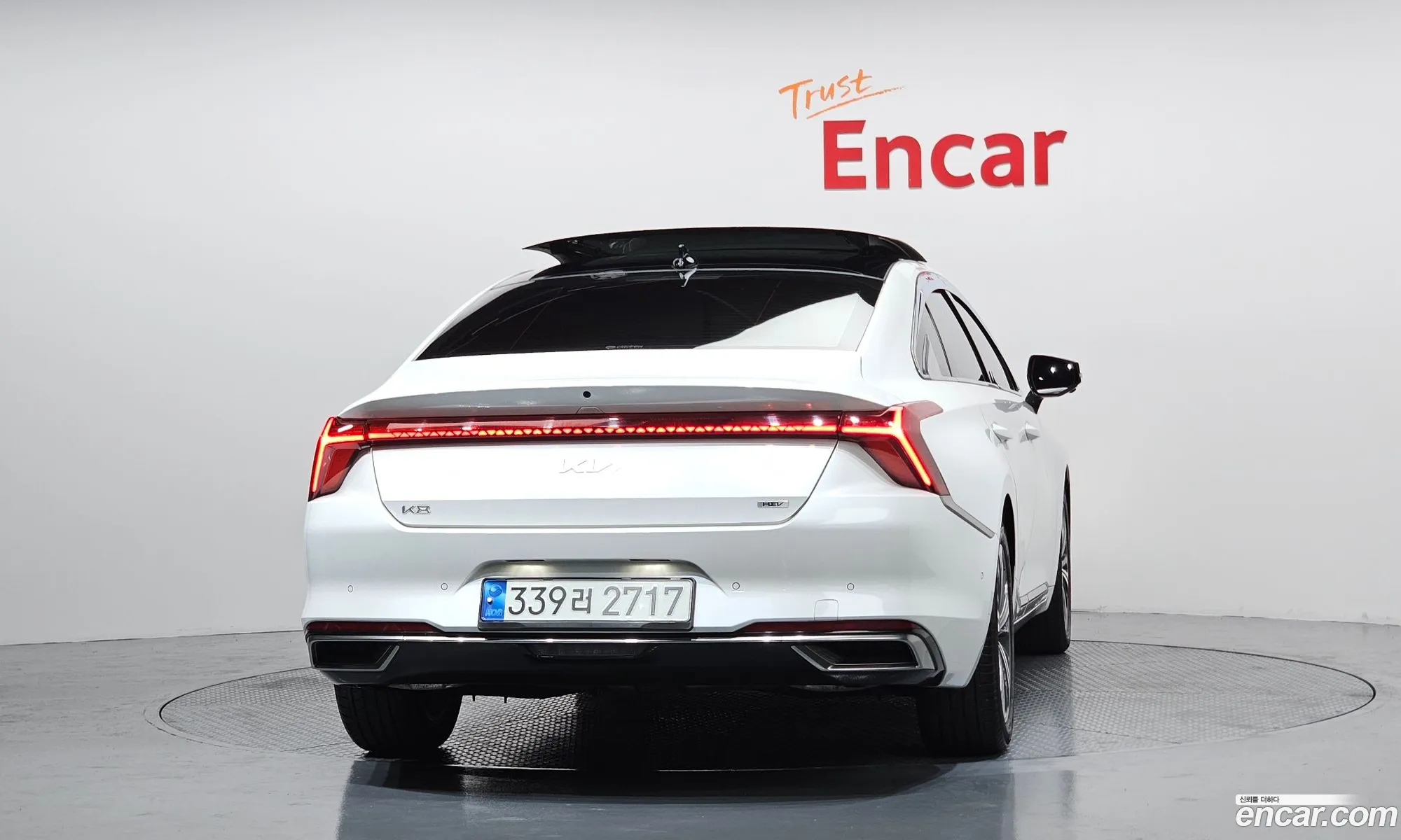 Kia K8 Hybrid 2022 — 2