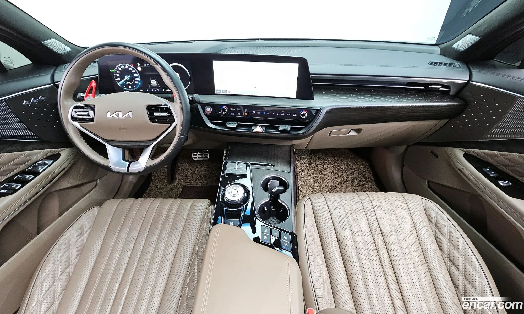 Kia K8 Hybrid 2022 — 4
