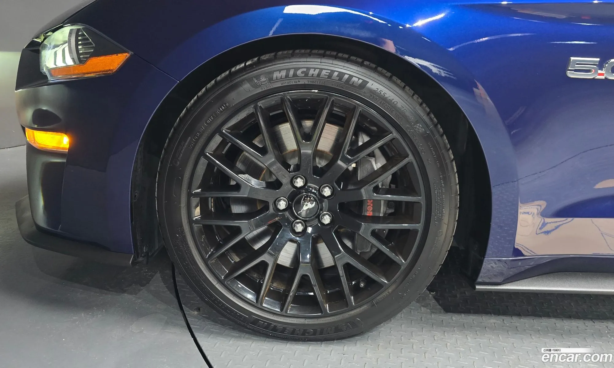 Ford Mustang 2019 1FA6P8CF2K5137764 — 23