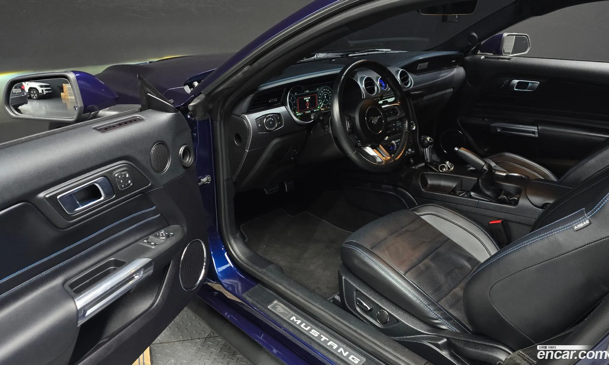 Ford Mustang 2019 1FA6P8CF2K5137764 — 4