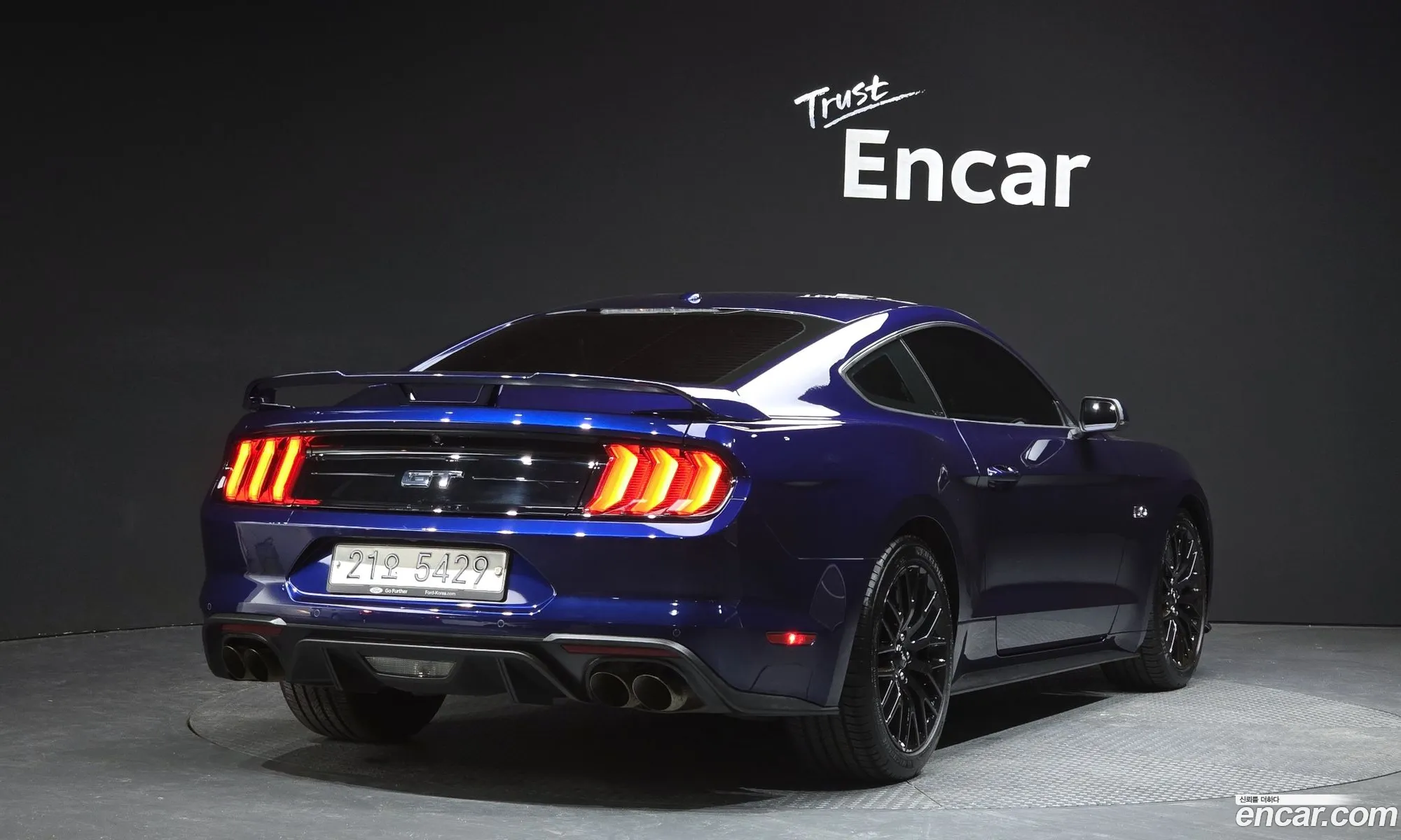 Ford Mustang 2019 1FA6P8CF2K5137764 — 5