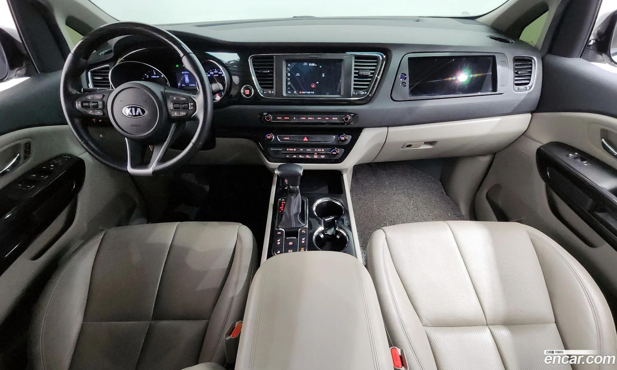 Kia Carnival 2019 — 3