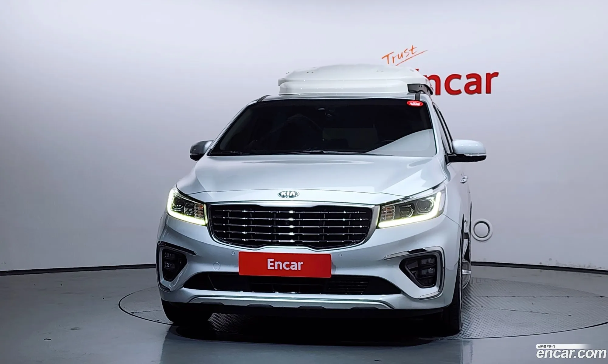 Kia Carnival 2019 — 4