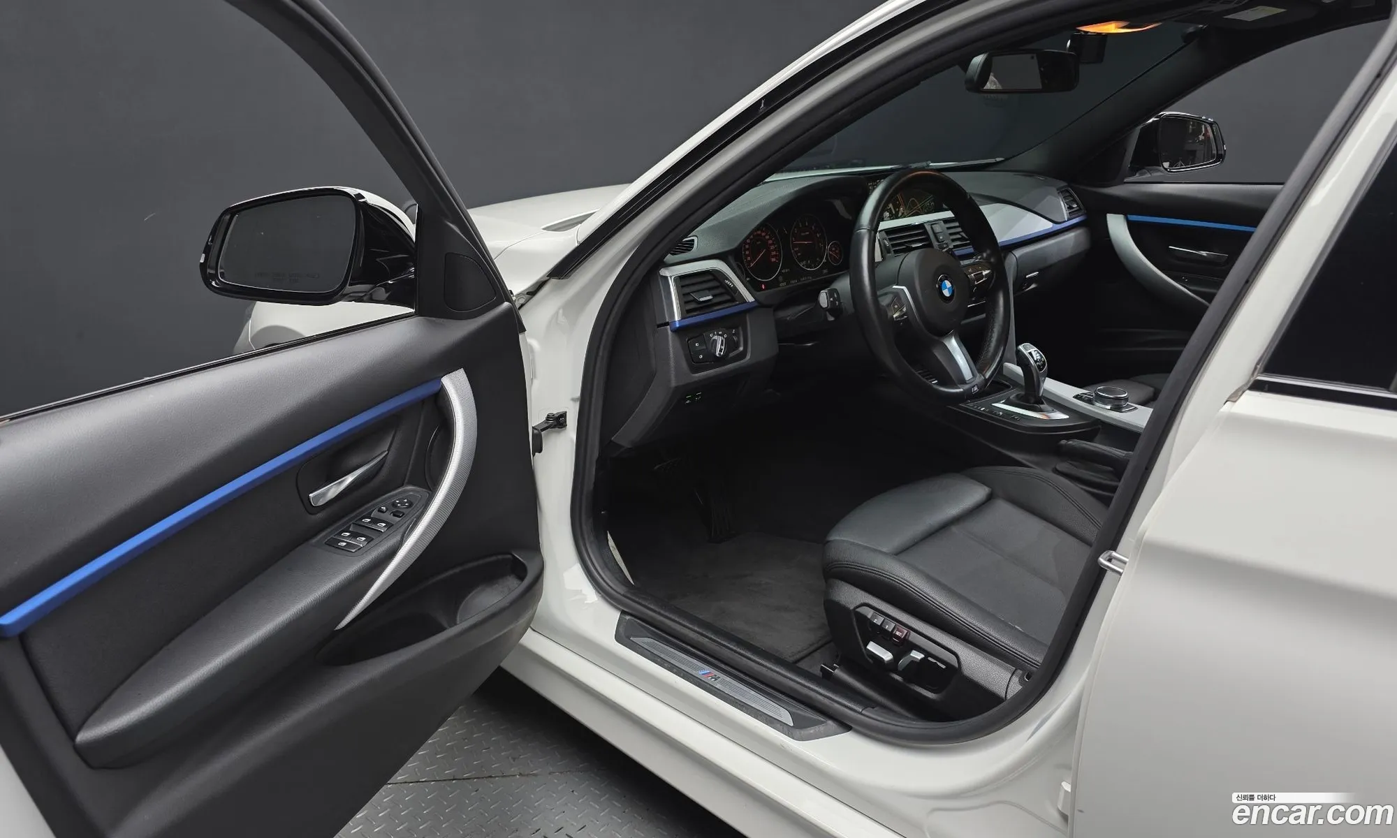 BMW 3 Series 2018 WBA8A9107JAE91729 — 4