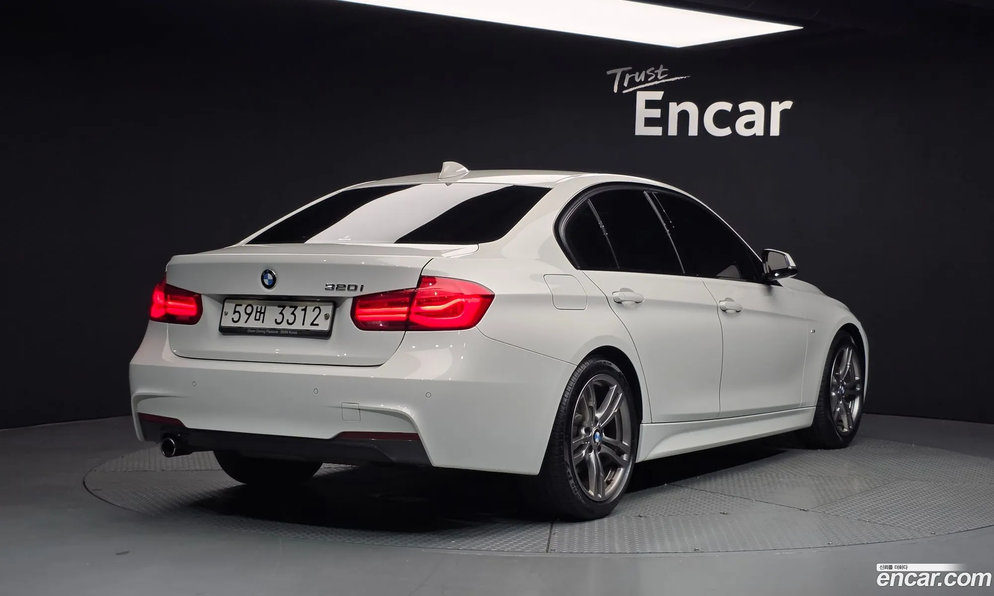 BMW 3 Series 2018 WBA8A9107JAE91729 — 27