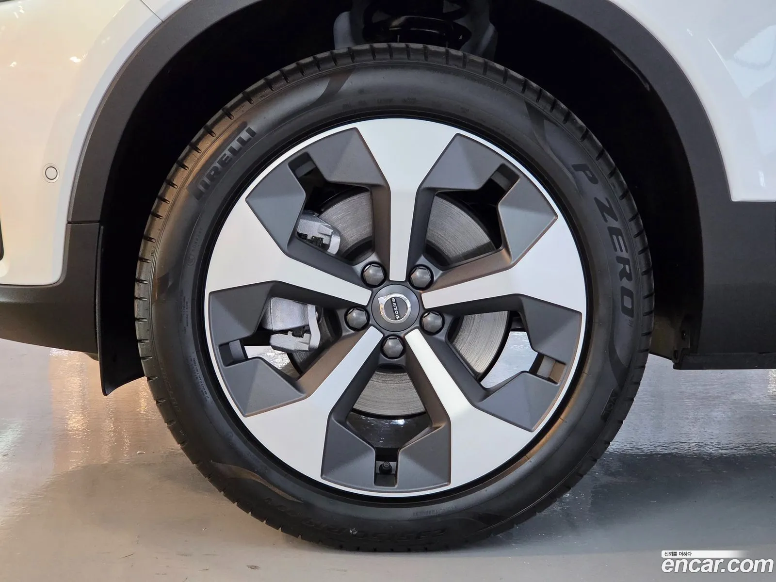 Volvo XC40 2026 — 14