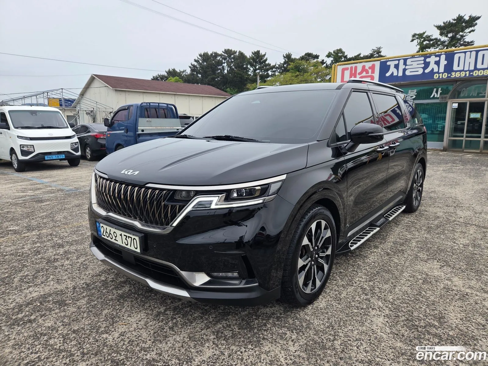 Kia Carnival 2021 — 3