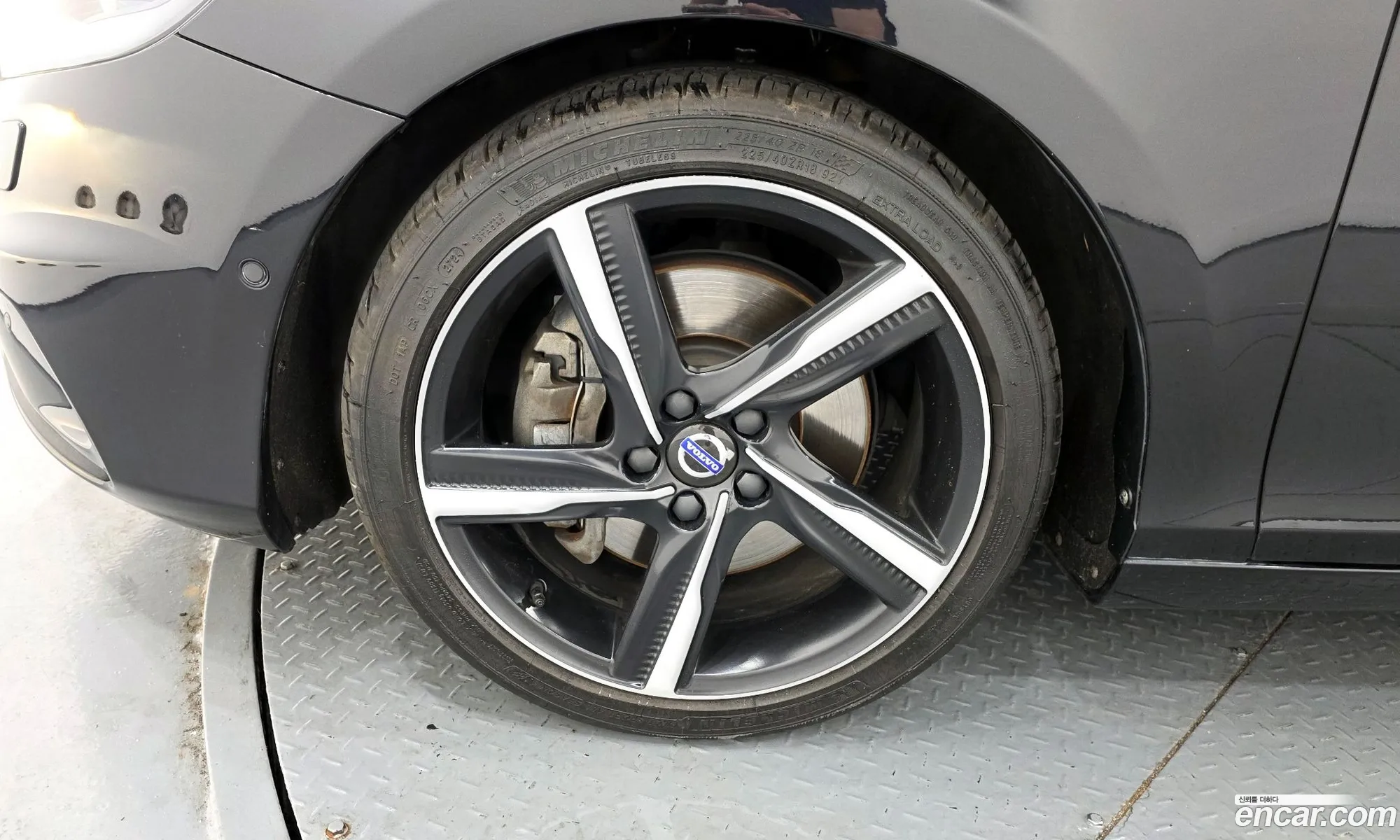 Volvo V40 2015 YV1MV40LDF2227782 — 8