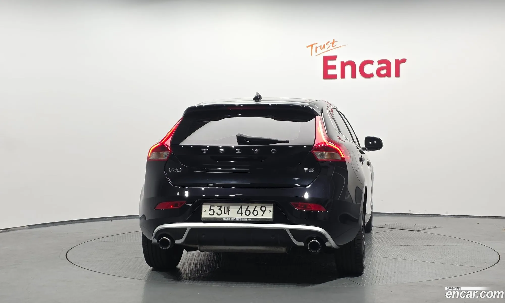 Volvo V40 2015 YV1MV40LDF2227782 — 9