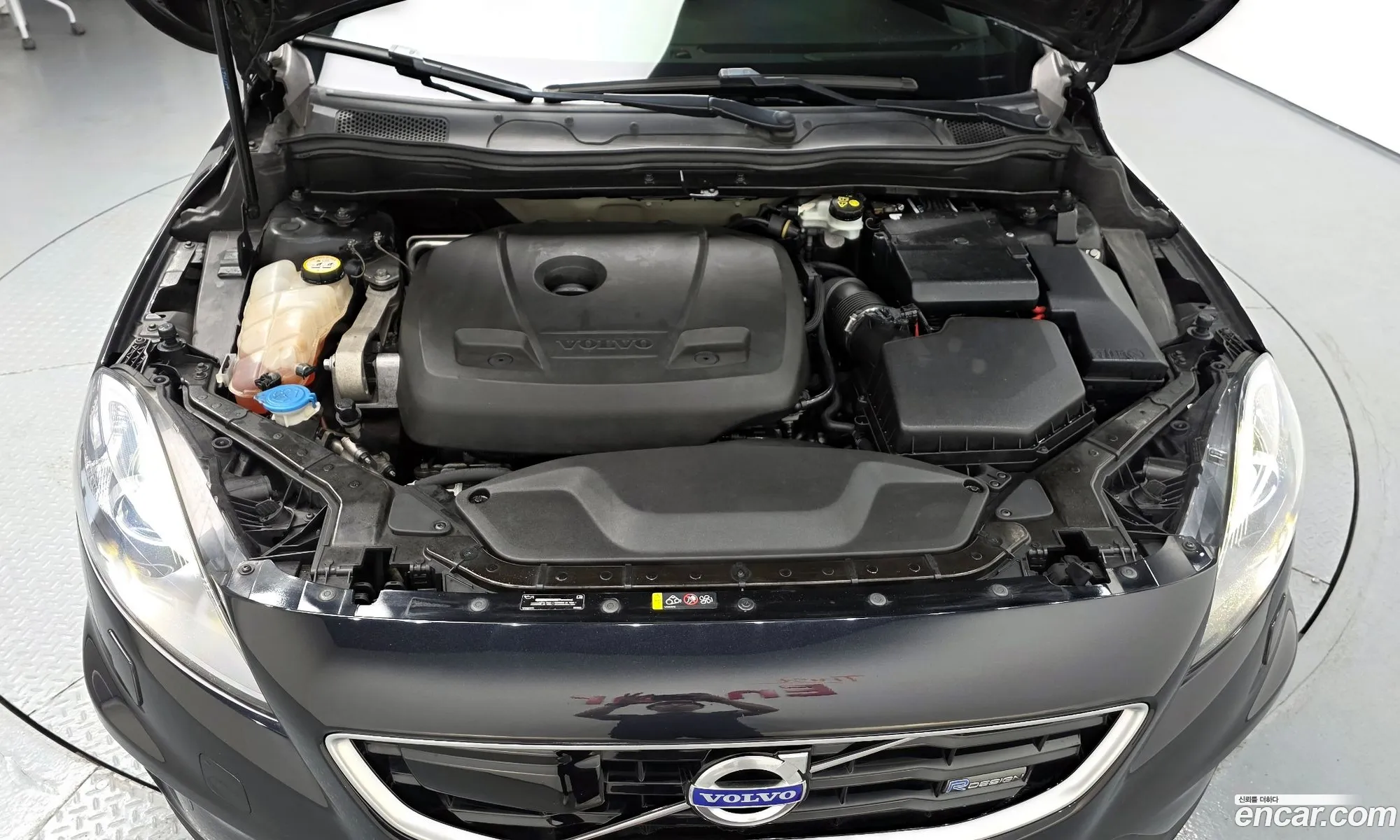 Volvo V40 2015 YV1MV40LDF2227782 — 6