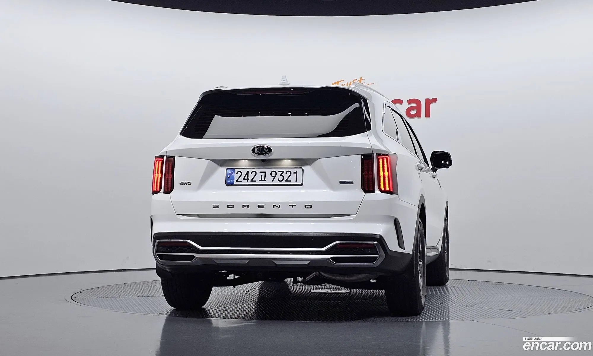 Kia Sorento 2021 KNARK81GDMA051995 — 4