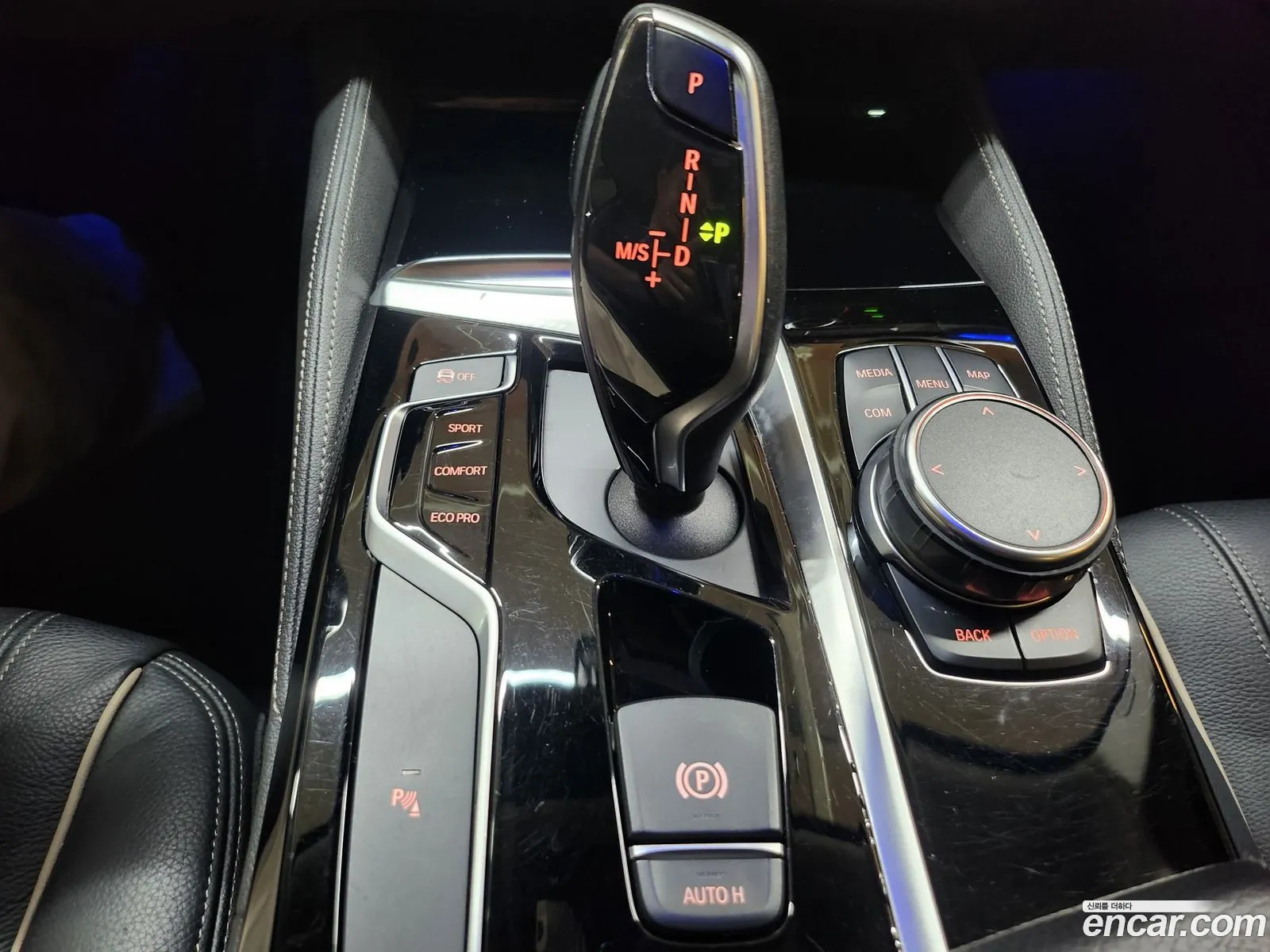 BMW 5 Series 2018 — 8