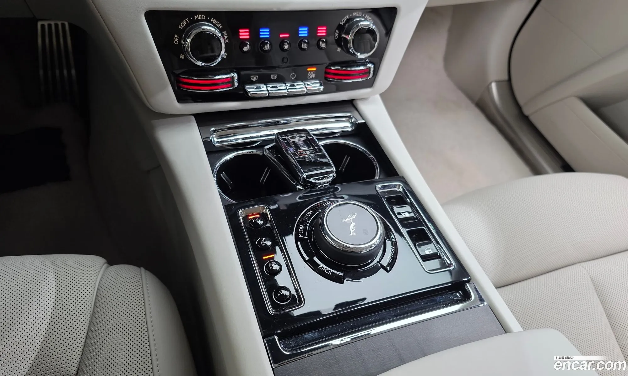 Rolls-Royce Ghost 2024 SCATV0102RU224638 — 11