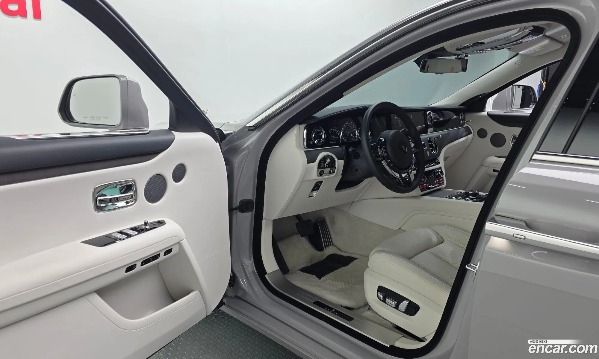 Rolls-Royce Ghost 2024 SCATV0102RU224638 — 19