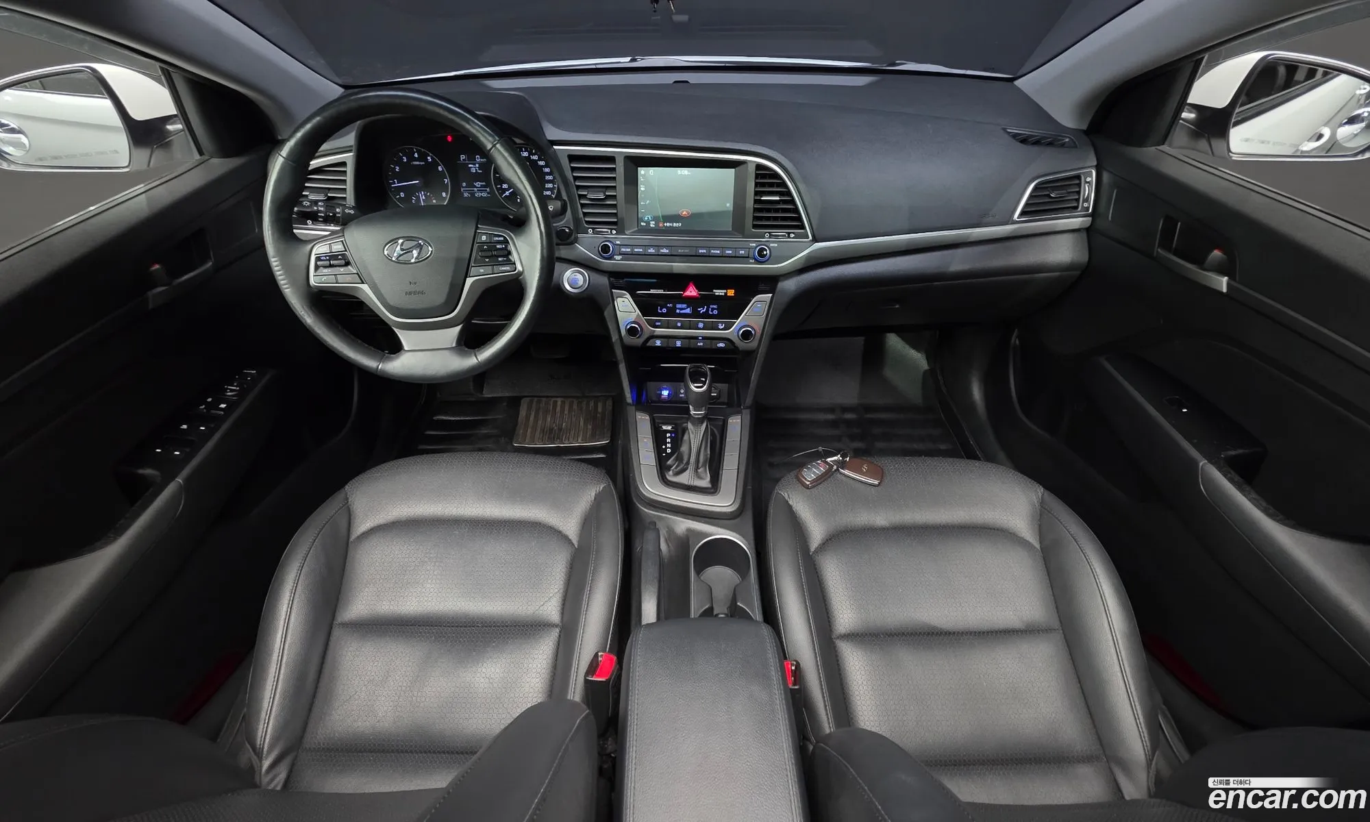 Hyundai Elantra AD 2016 — 2