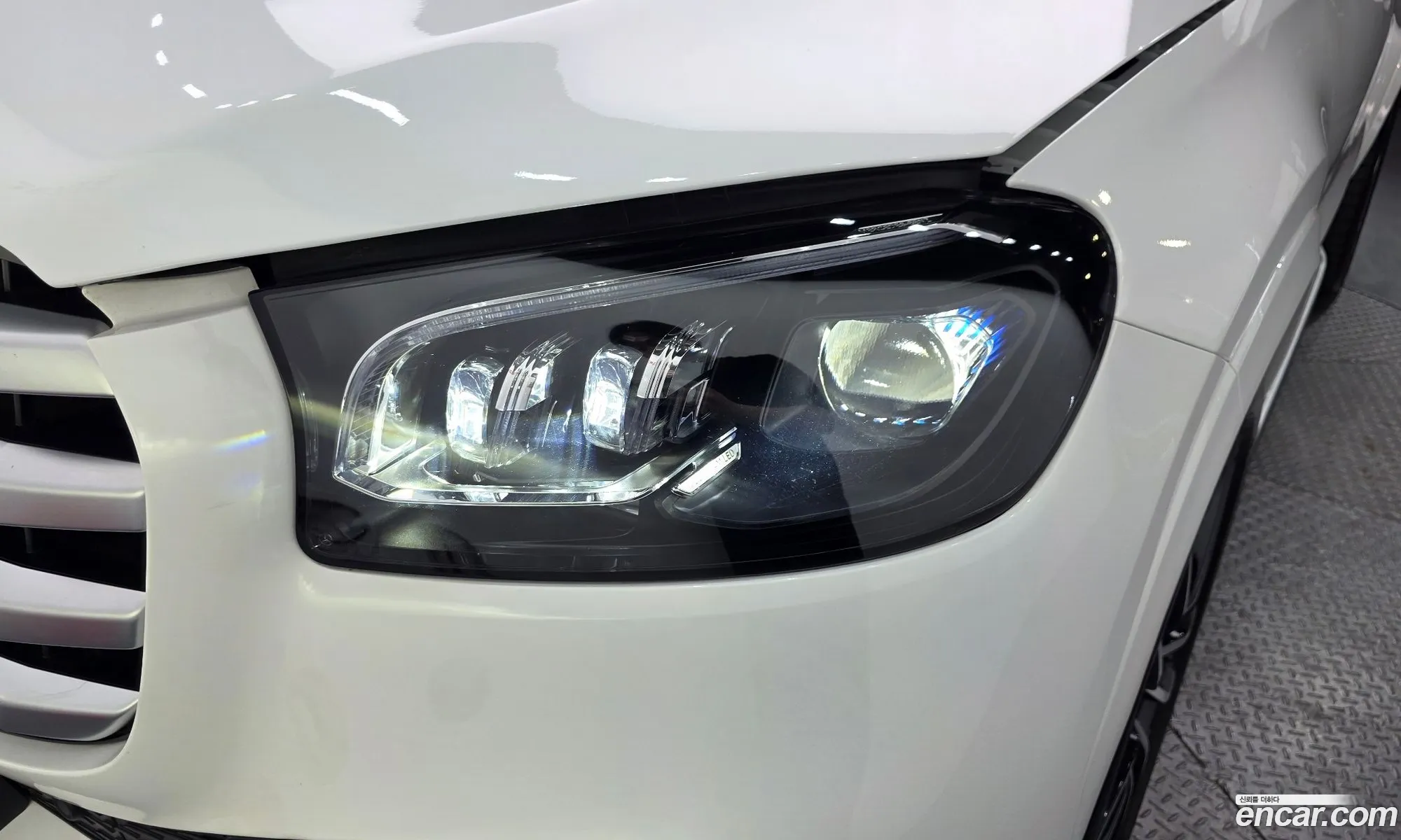 Mercedes-Benz GLS-Class X167 2025 — 28