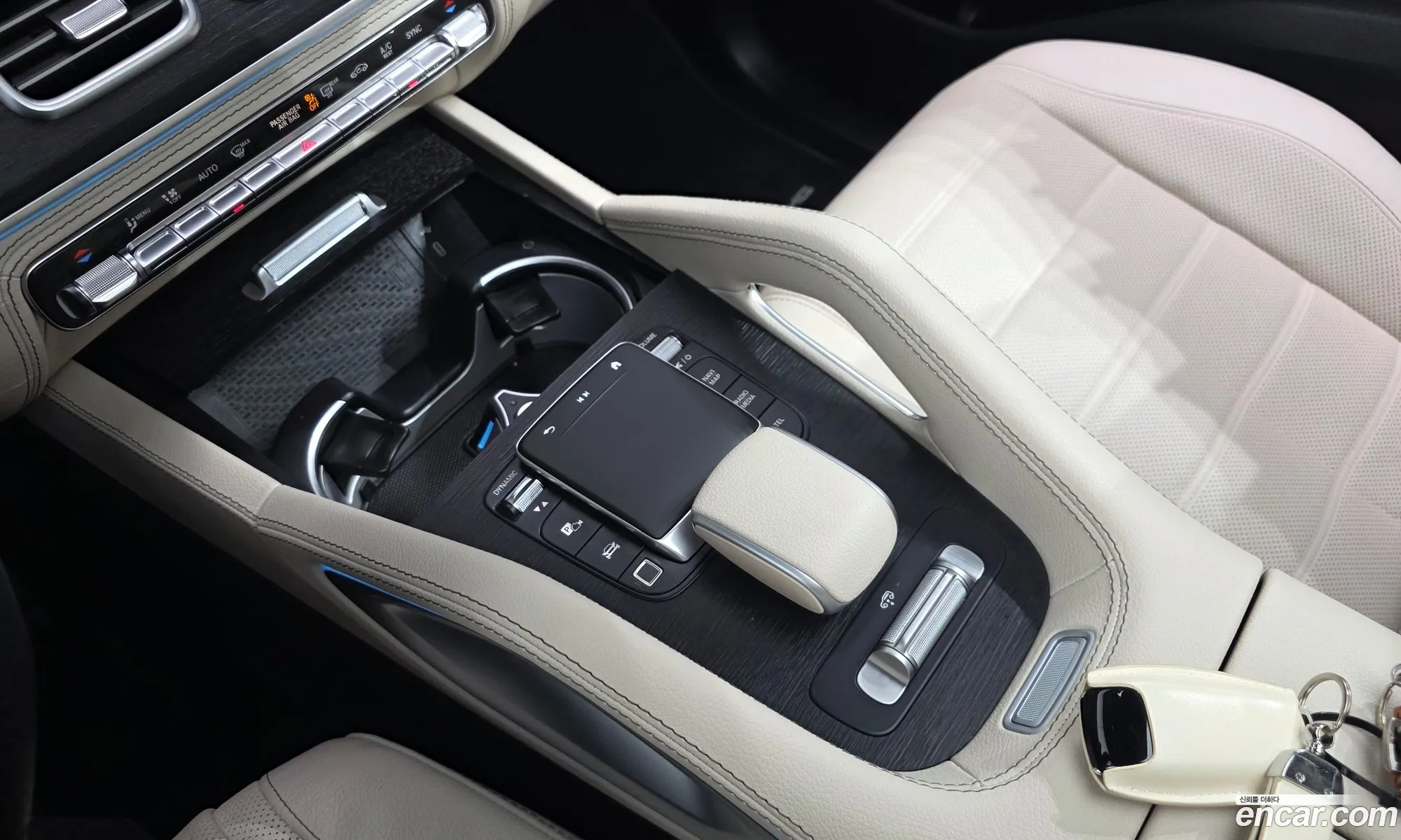 Mercedes-Benz GLS-Class X167 2025 — 30
