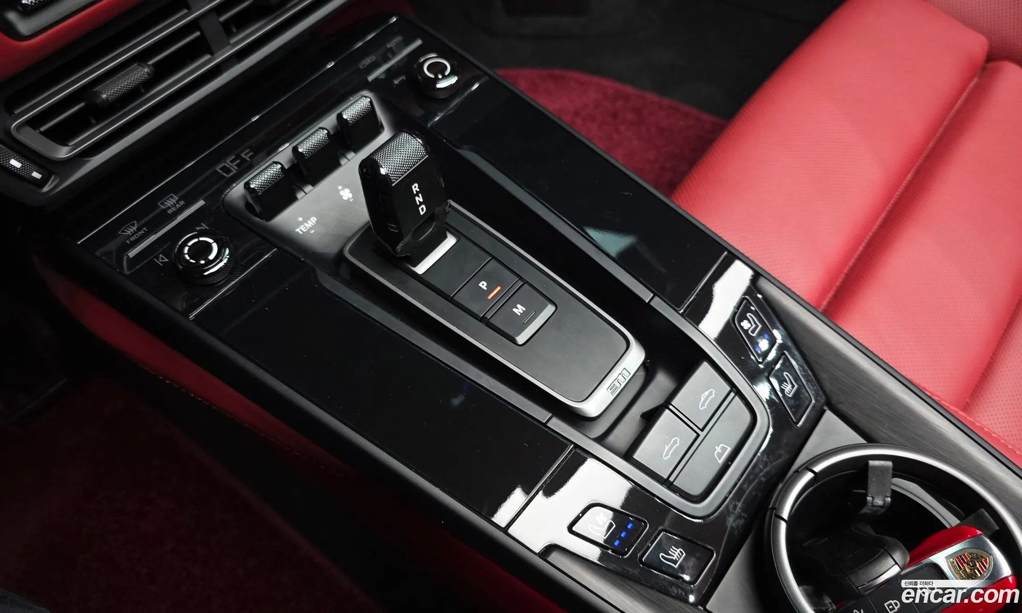 Porsche 911 2024 — 2