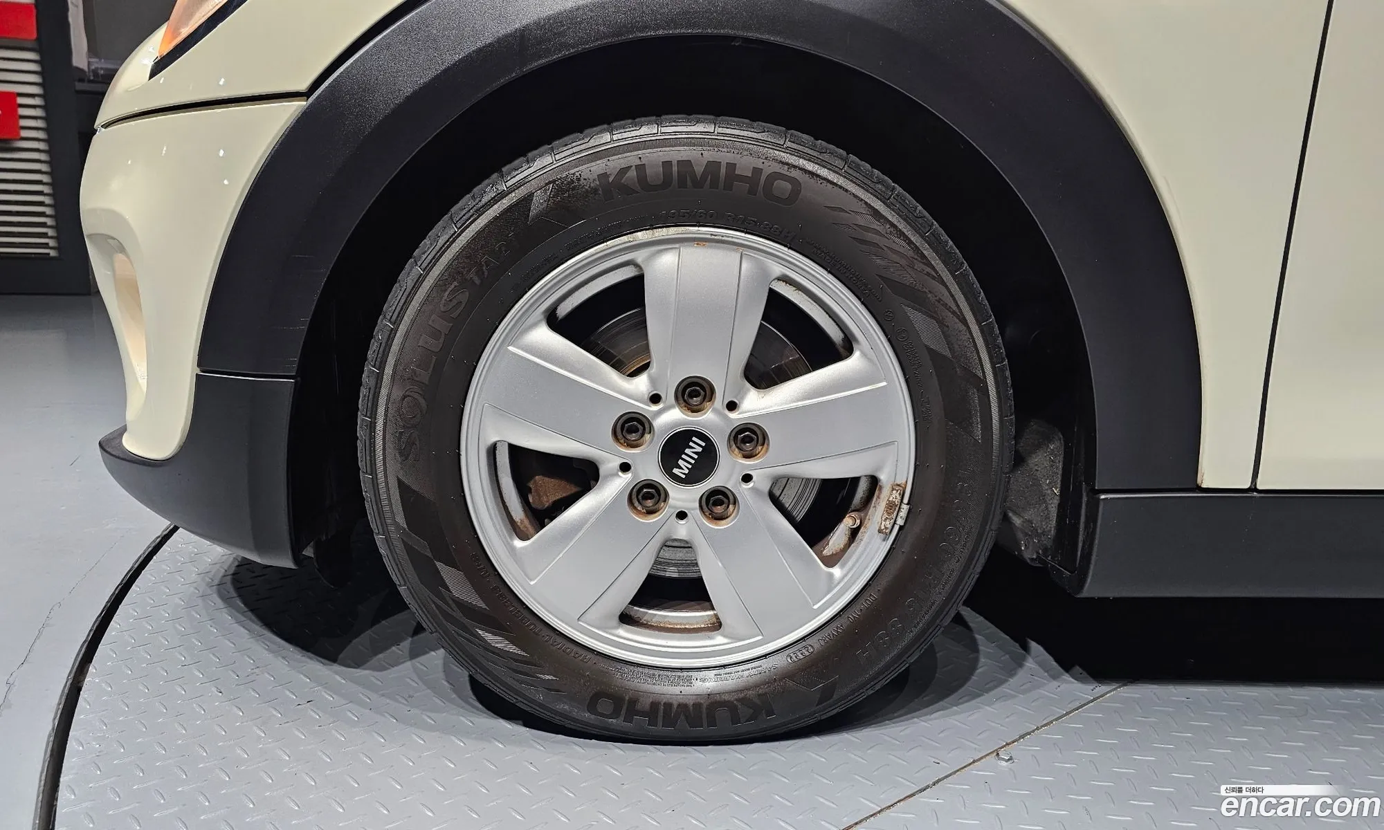 Mini Cooper D 2015 — 11