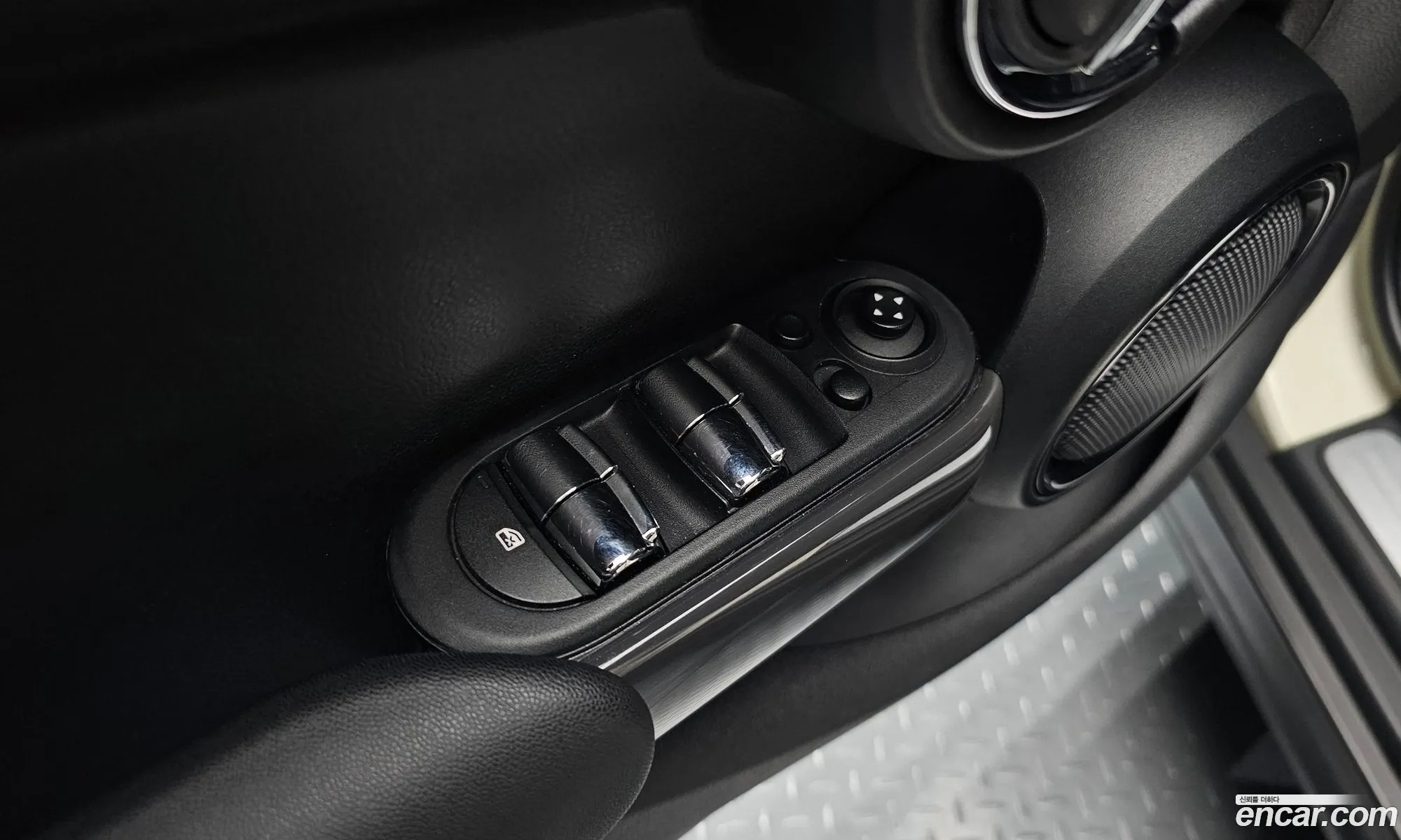 Mini Cooper D 2015 — 2