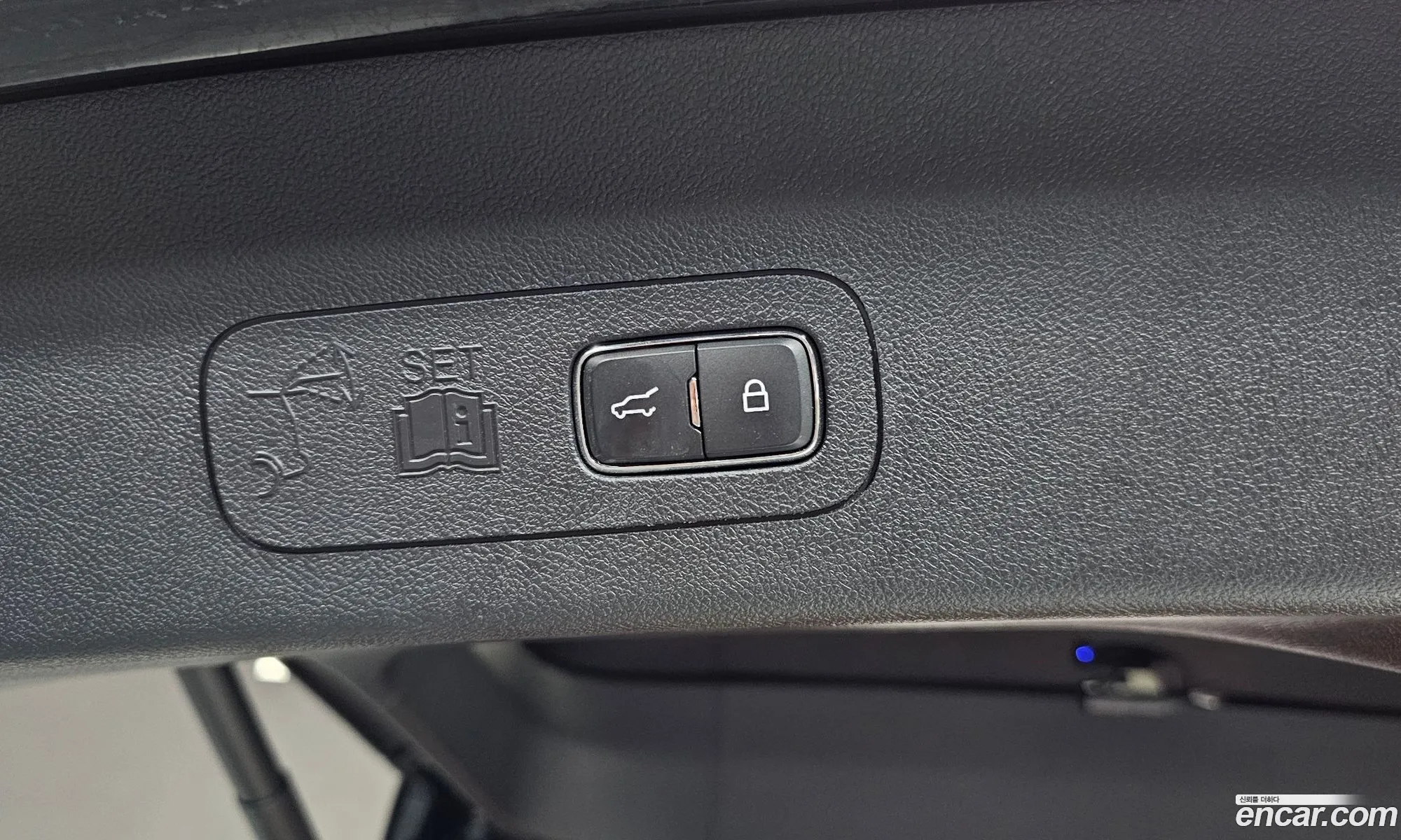 Lincoln Aviator 2023 5LM5J7XC3PGL12514 — 6