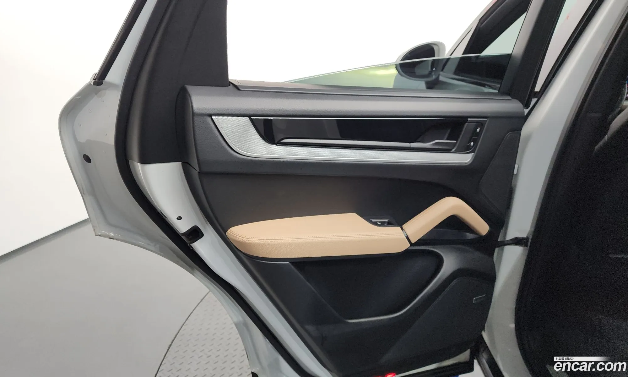 Porsche Cayenne 2023 WP1BA29Y2RDA58397 — 7