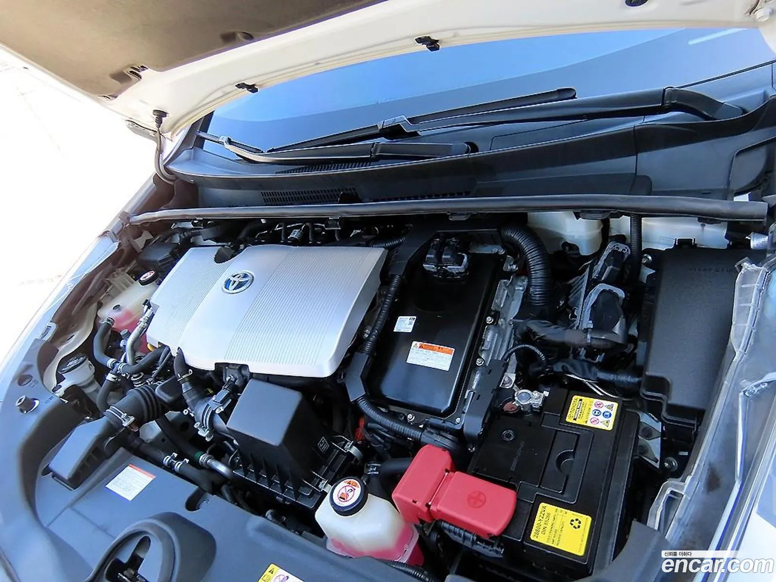 Toyota Prius 2018 — 17