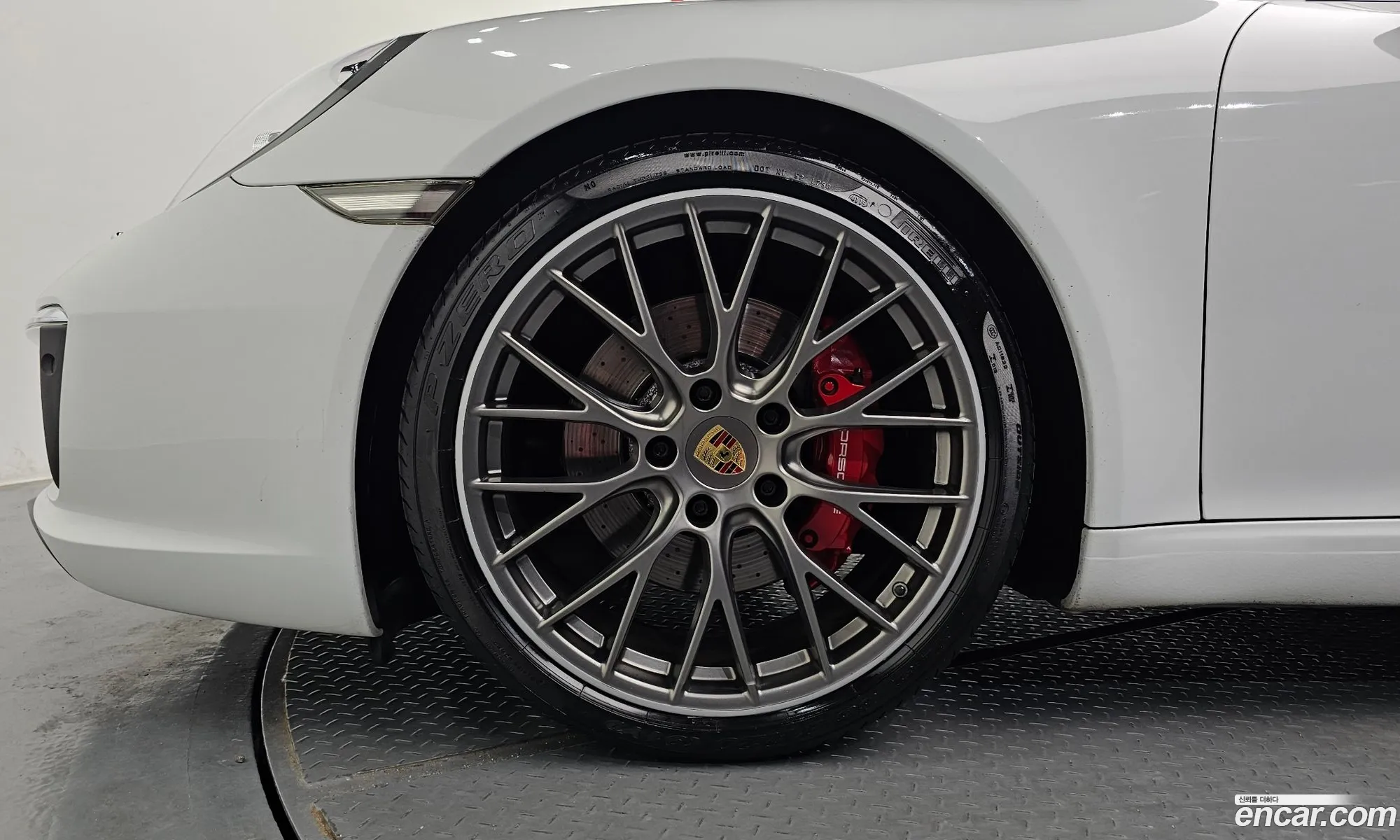 Porsche 911 2017 WP0AB2991HS122670 — 24