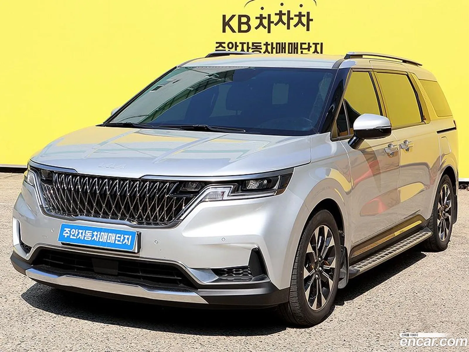 Kia Carnival 2022 — 4