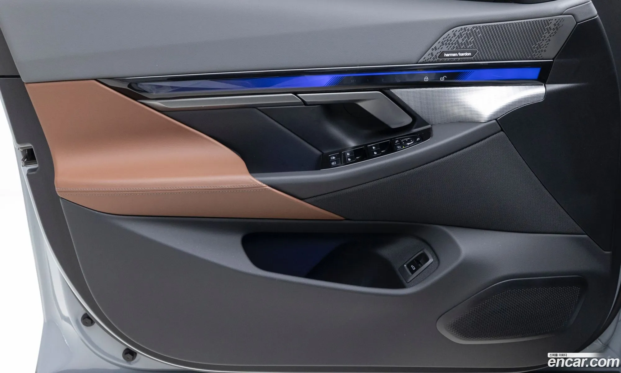 BMW 5 Series 2025 — 13