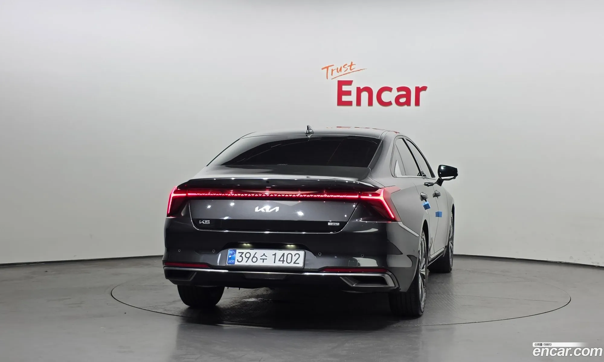 Kia K8 Hybrid 2022 — 2