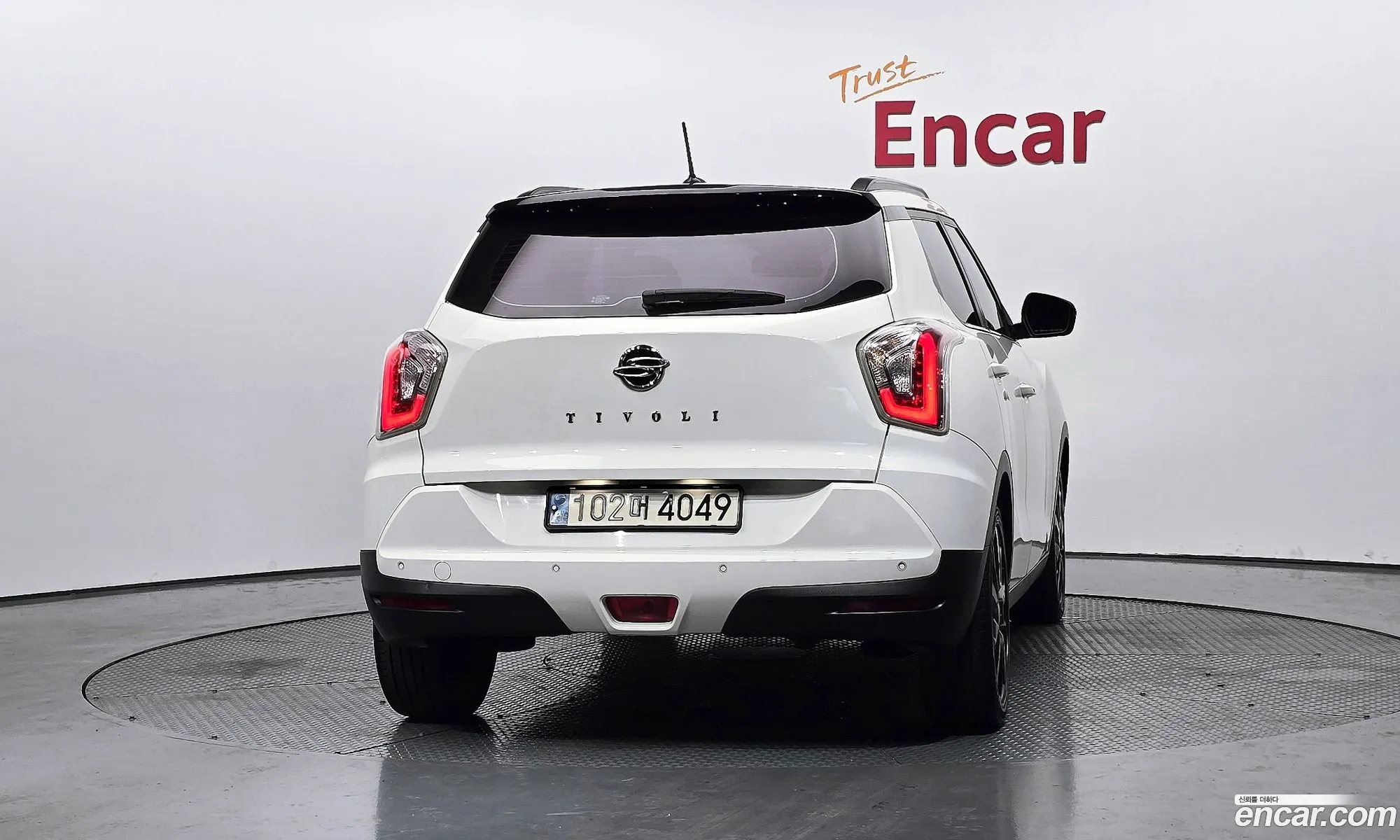 KG Mobility (SsangYong) Tivoli 2015 — 4