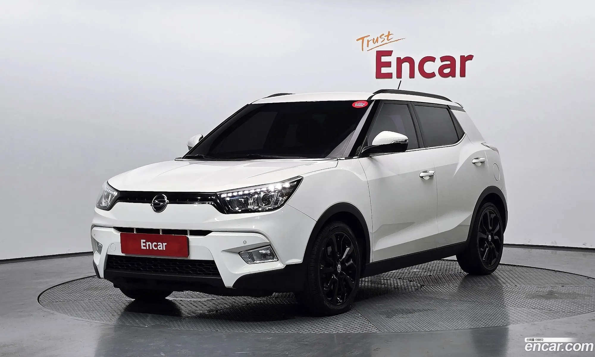 KG Mobility (SsangYong) Tivoli 2015 — 2