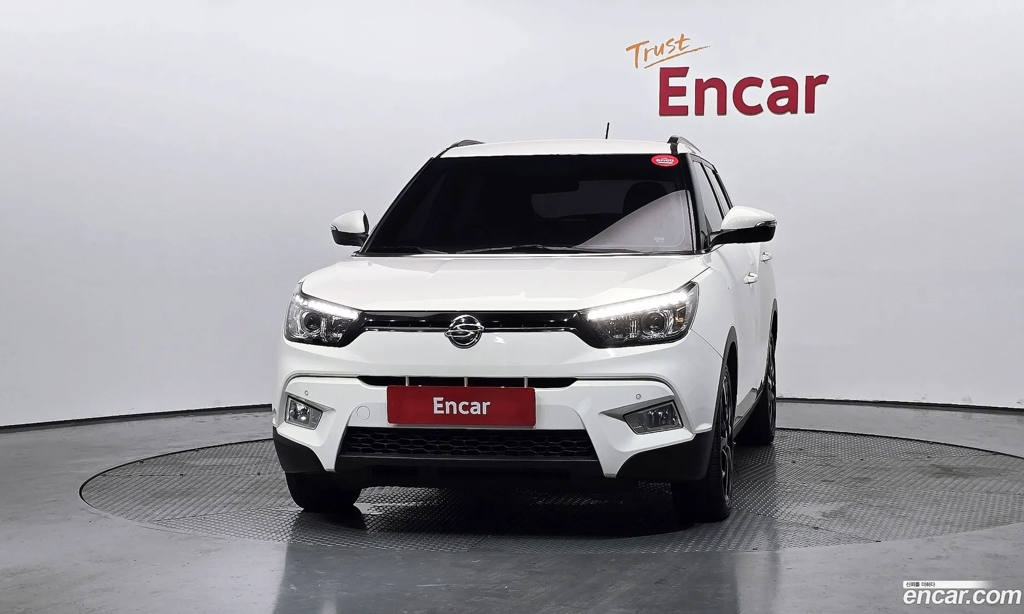 KG Mobility (SsangYong) Tivoli 2015 — 3