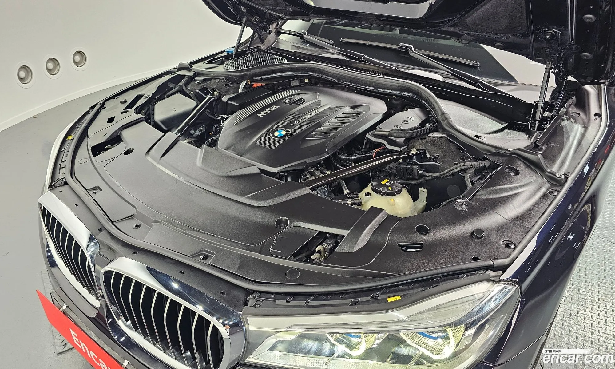 BMW 7 Series 2016 WBA7C6109GG583027 — 7