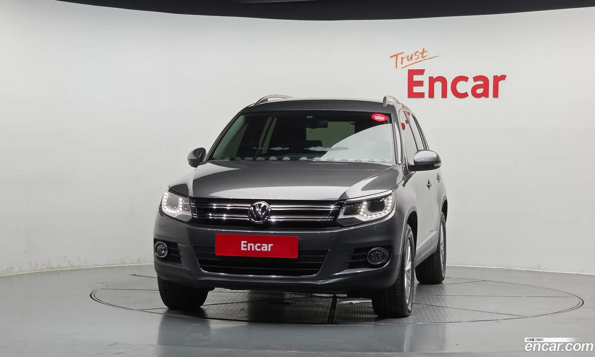 Volkswagen Tiguan 2013 — 13