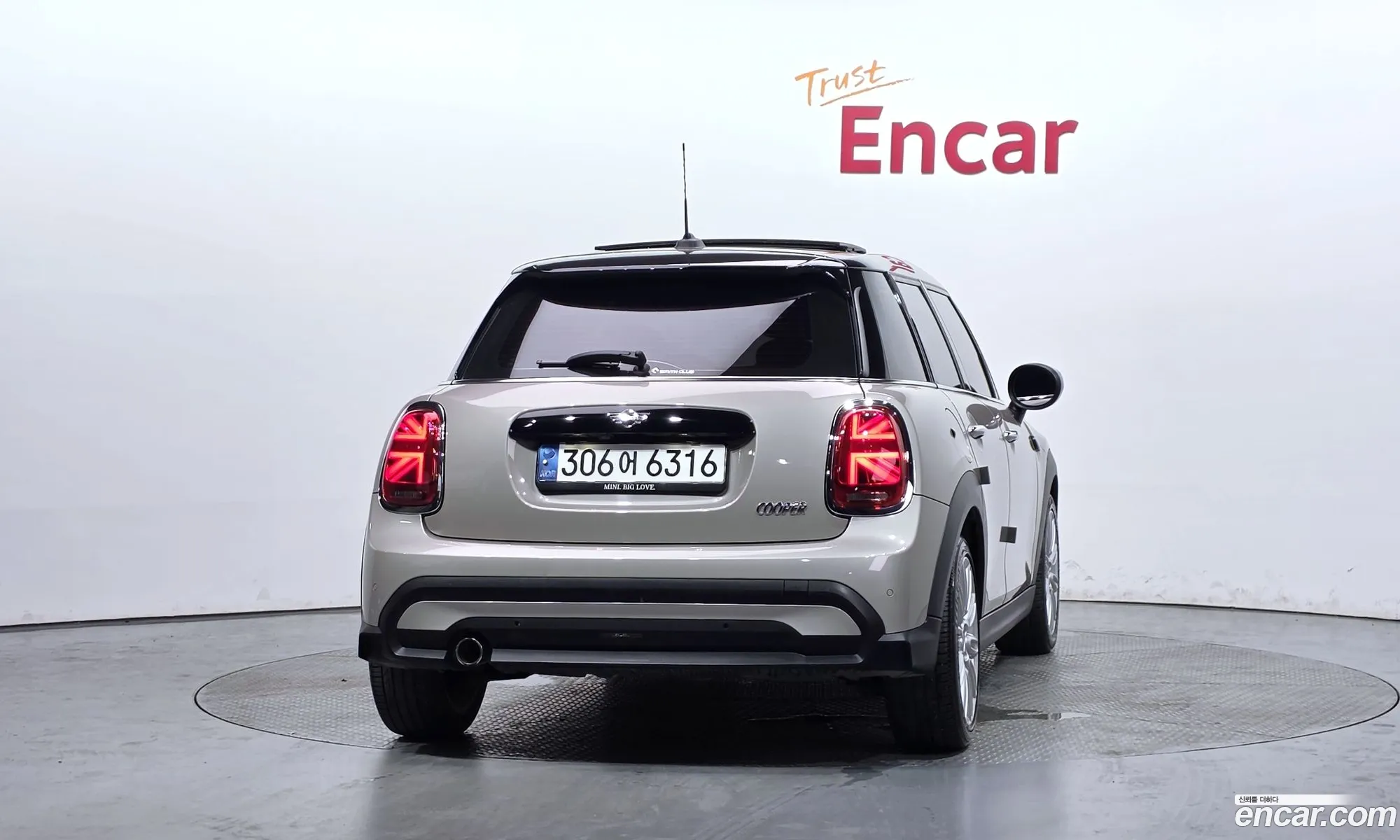 Mini Cooper 2021 WMW41DK06N2R13549 — 30
