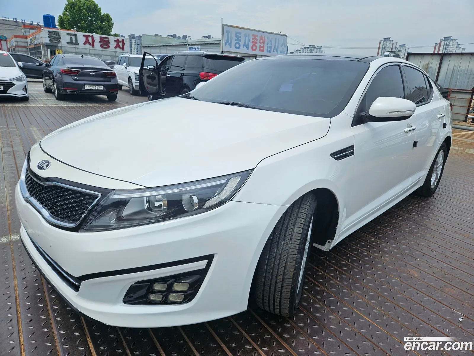 Kia K5 2013 — 2