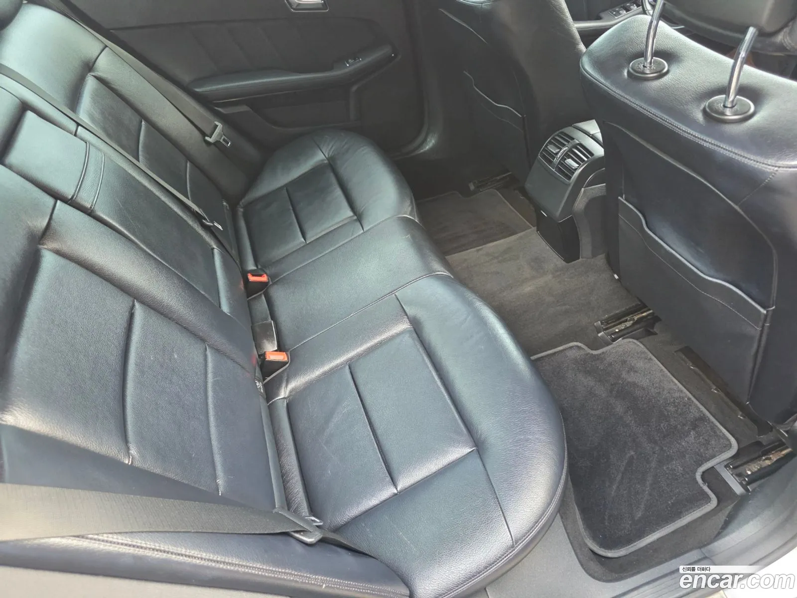 Mercedes-Benz E-Class W212 2011 — 3