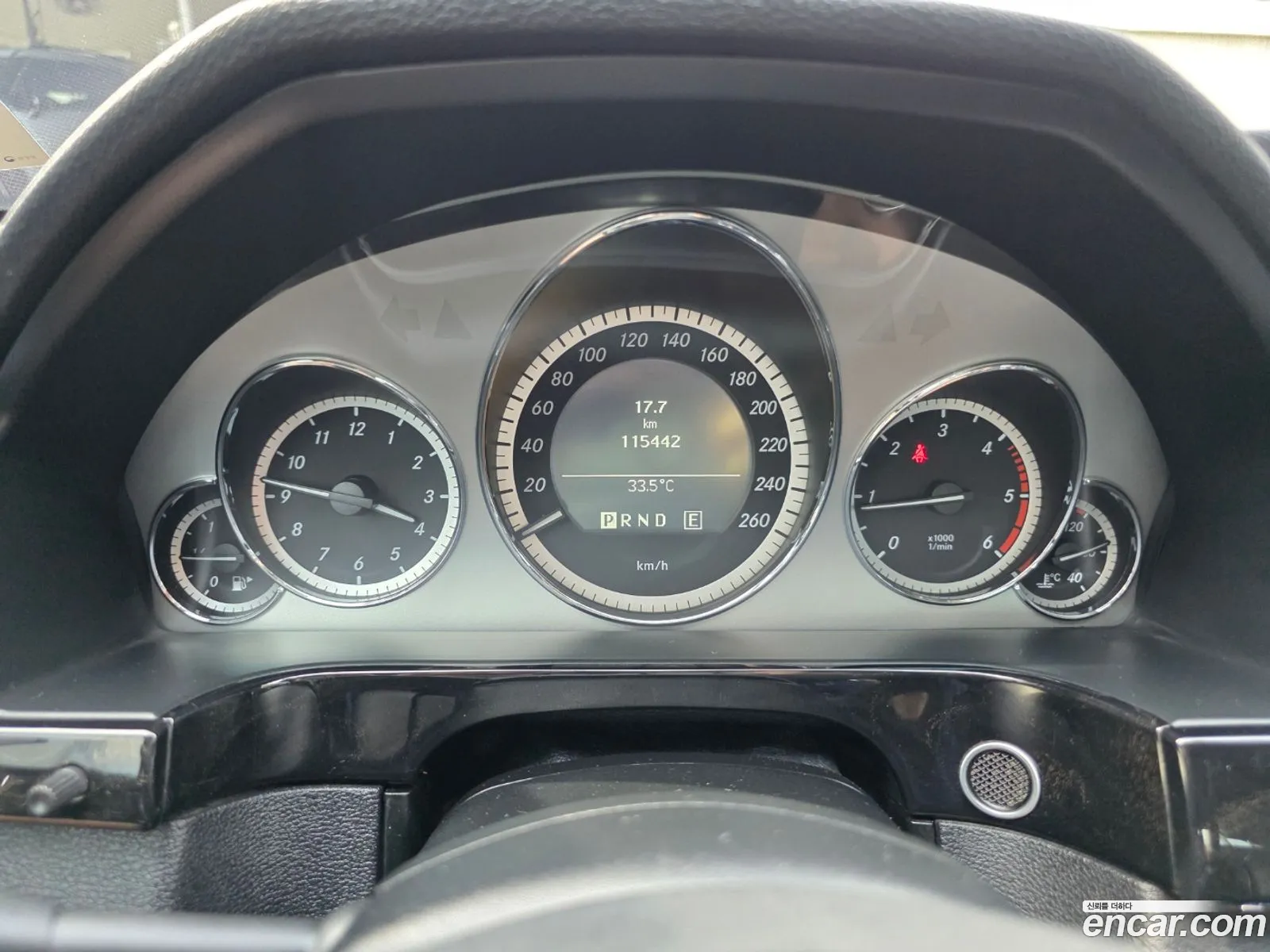 Mercedes-Benz E-Class W212 2011 — 4